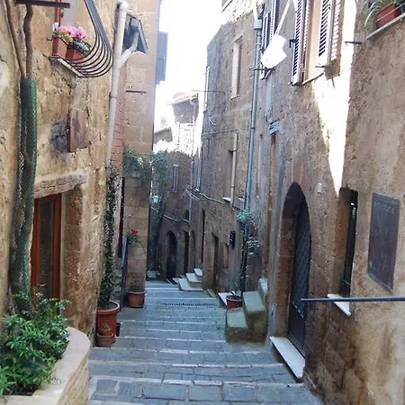 Casa Caracciolo Pitigliano