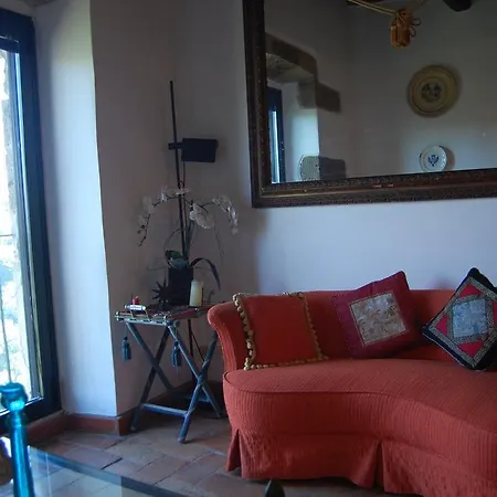 Guest house Casa Caracciolo 3*